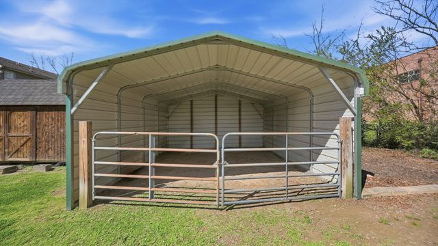 42 Warren Street, Rossville, GA 30741