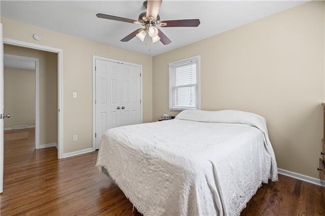 305 Canterbury Lane, Belton, MO 64102