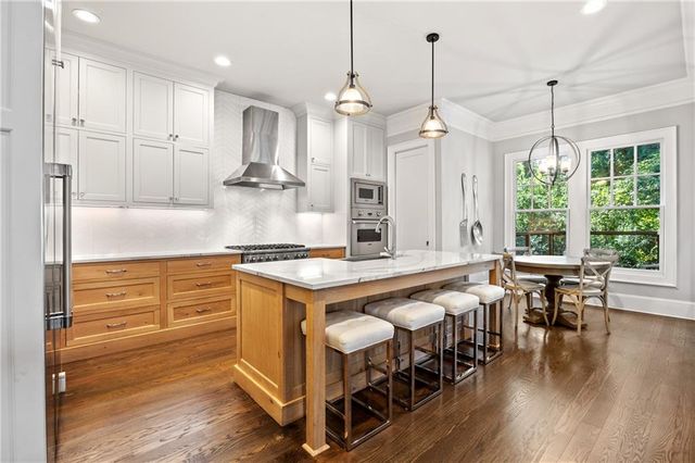 1890 Ridgewood Drive NE, Atlanta, GA 30307