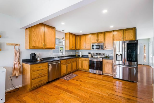 32 REED ST, Fishersville, VA 22939