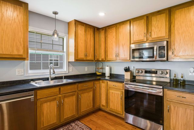 32 REED ST, Fishersville, VA 22939