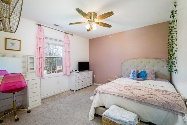 32 REED ST, Fishersville, VA 22939