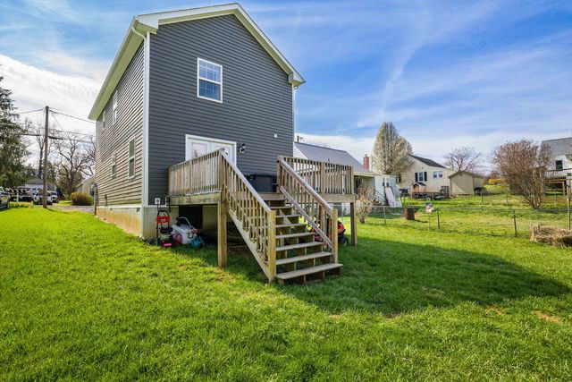 32 REED ST, Fishersville, VA 22939