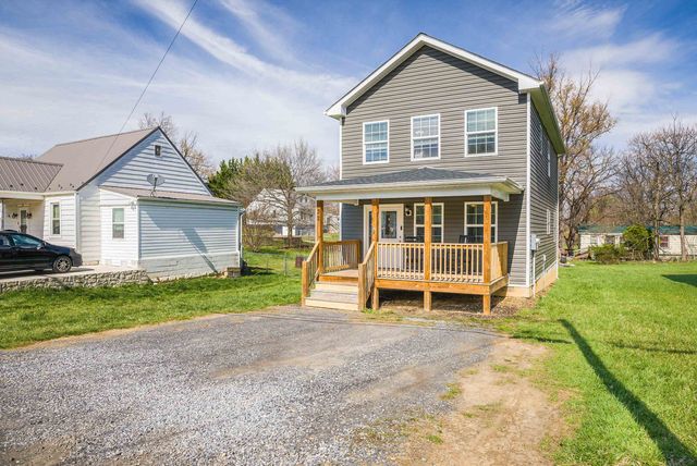 32 REED ST, Fishersville, VA 22939