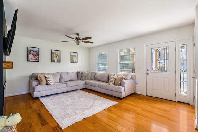 32 REED ST, Fishersville, VA 22939