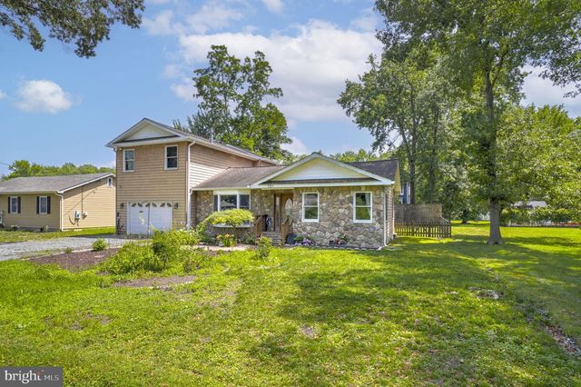 1161 STEAMBOAT RD, Shady Side, MD 20764