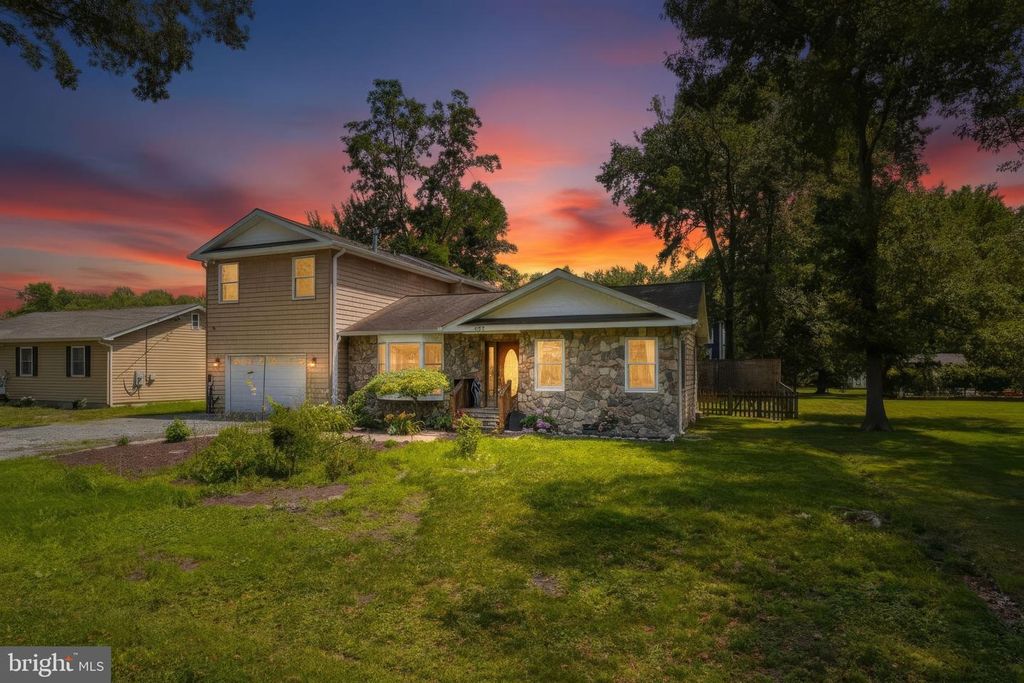 1161 STEAMBOAT RD, Shady Side, MD 20764
