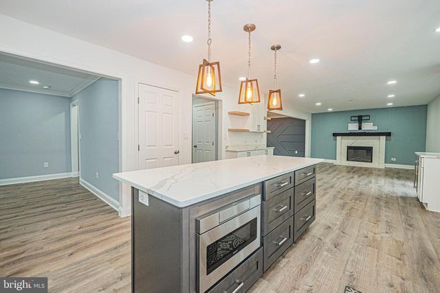 214 BOOKHAM LN, Gaithersburg, MD 20877