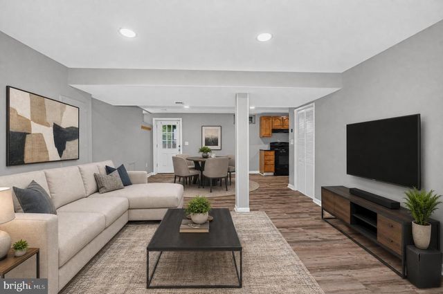 214 BOOKHAM LN, Gaithersburg, MD 20877
