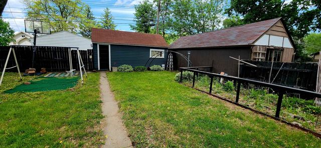 932 Home Park Boulevard, Waterloo, IA 50701