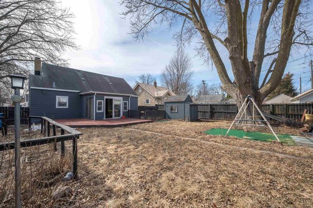 932 Home Park Boulevard, Waterloo, IA 50701