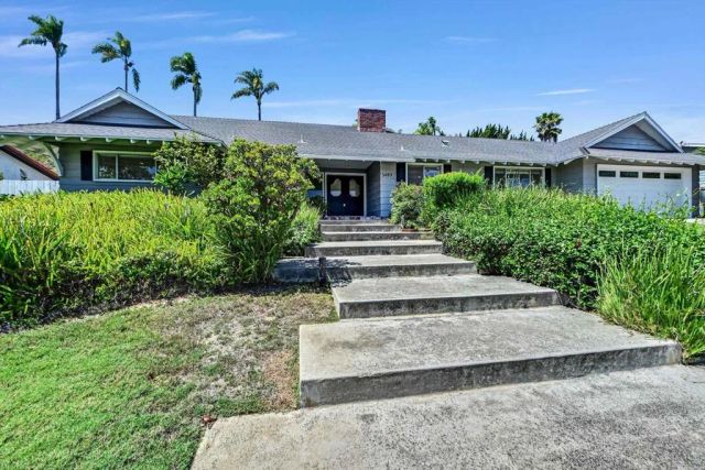 3495 Ridgecrest Dr., Carlsbad, CA 92008