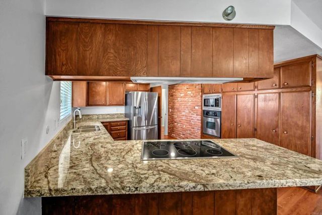 3495 Ridgecrest Dr., Carlsbad, CA 92008