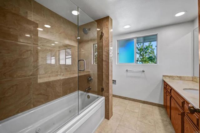 3495 Ridgecrest Dr., Carlsbad, CA 92008