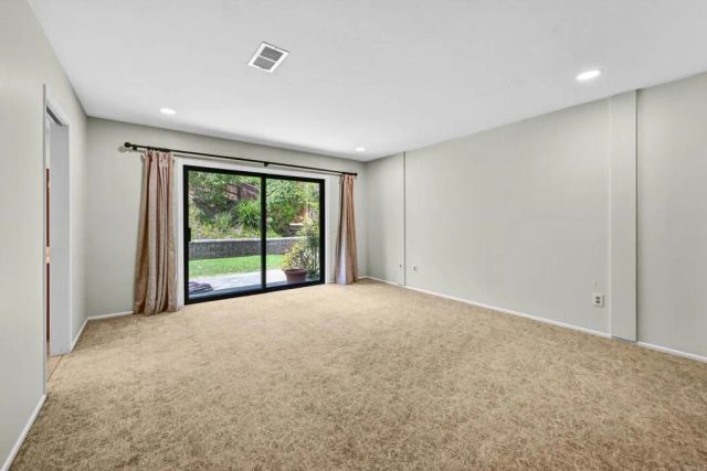 3495 Ridgecrest Dr., Carlsbad, CA 92008