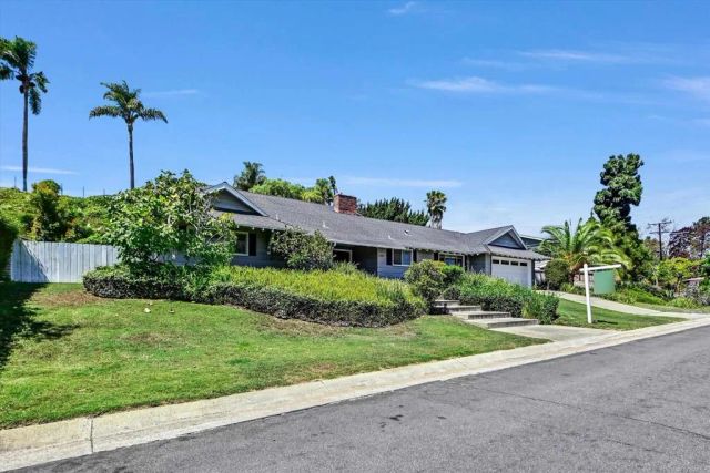 3495 Ridgecrest Dr., Carlsbad, CA 92008