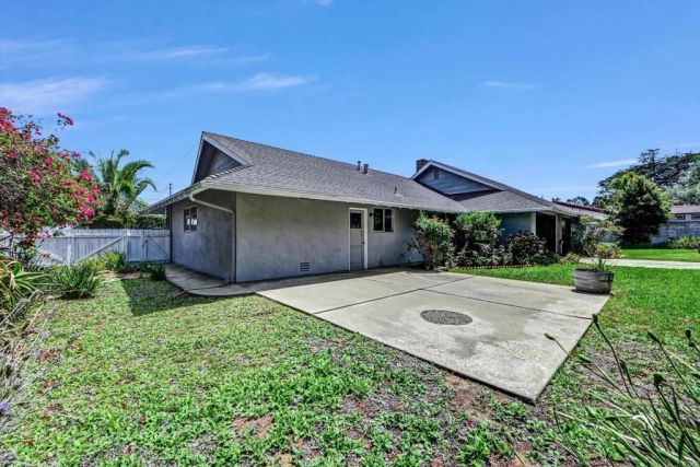 3495 Ridgecrest Dr., Carlsbad, CA 92008