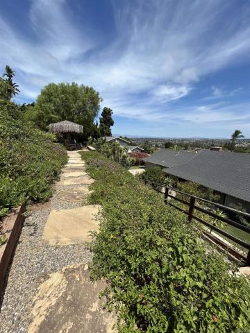 3495 Ridgecrest Dr., Carlsbad, CA 92008