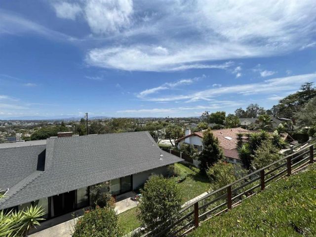 3495 Ridgecrest Dr., Carlsbad, CA 92008