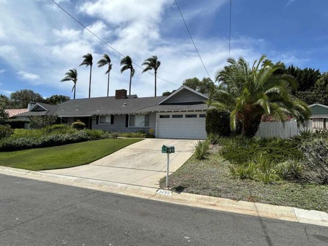 3495 Ridgecrest Dr., Carlsbad, CA 92008