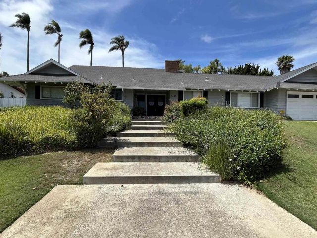 3495 Ridgecrest Dr., Carlsbad, CA 92008