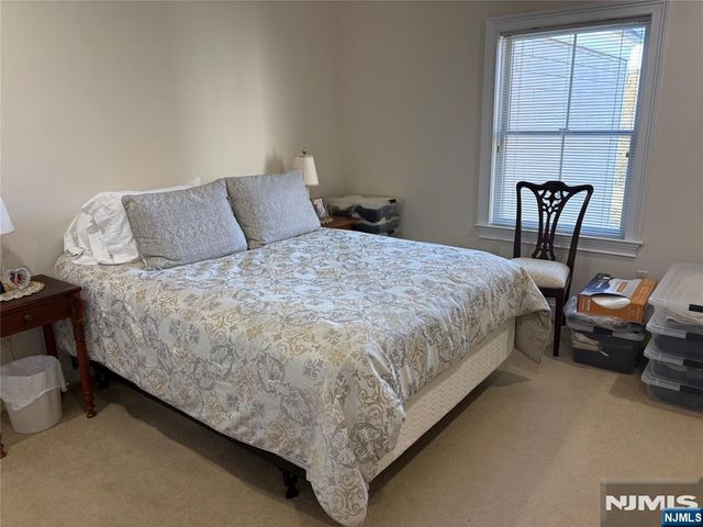 5 E Tenakill Park 303, Cresskill, NJ 07626