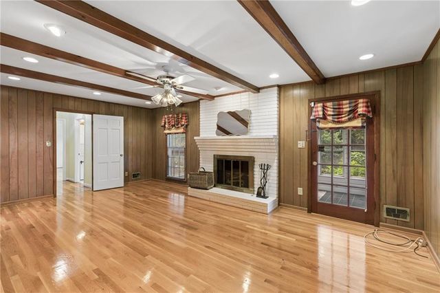 3341 Hickory Crest Drive NW, Marietta, GA 30064