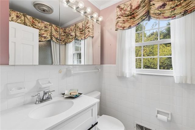 3341 Hickory Crest Drive NW, Marietta, GA 30064