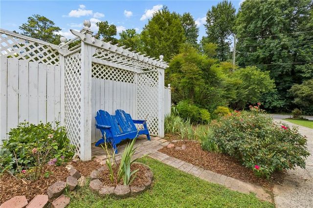 3341 Hickory Crest Drive NW, Marietta, GA 30064