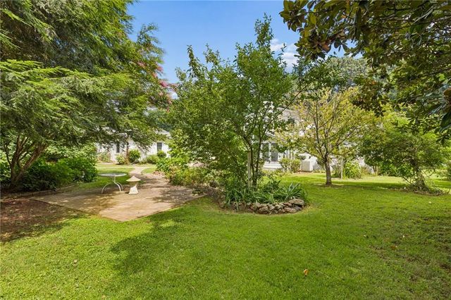 3341 Hickory Crest Drive NW, Marietta, GA 30064