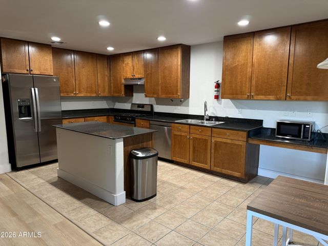 3582 E SANTA FE Lane, Gilbert, AZ 85297