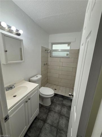 3033 2nd ST 3, Fort Myers, FL 33916