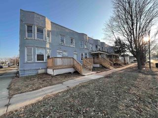 701-709 W 7th, Waterloo, IA 50702