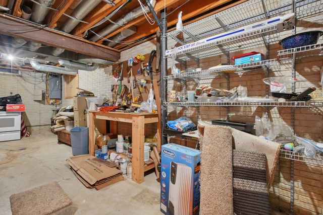 312 Tallowwood Drive, Westerville, OH 43081