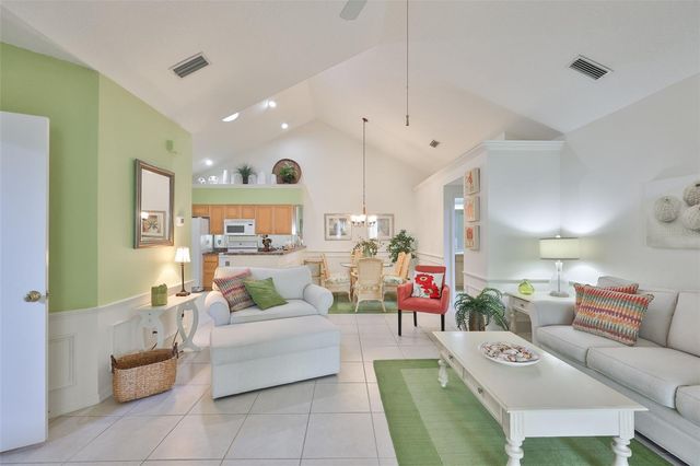 1115 GOLFVIEW WOODS DRIVE, Sun City Center, FL 33573