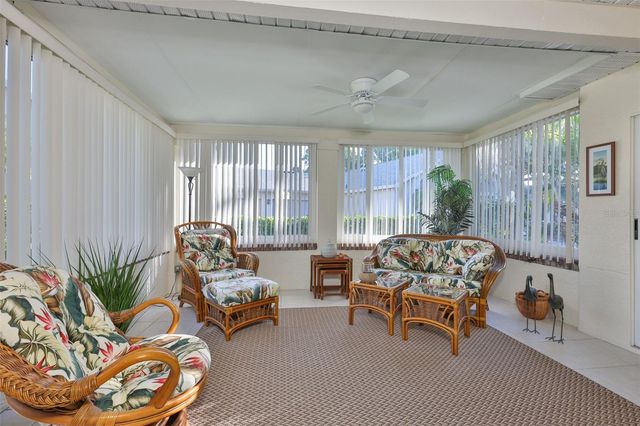 1115 GOLFVIEW WOODS DRIVE, Sun City Center, FL 33573
