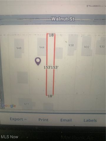 944 Walnut Street, Elyria, OH 44035