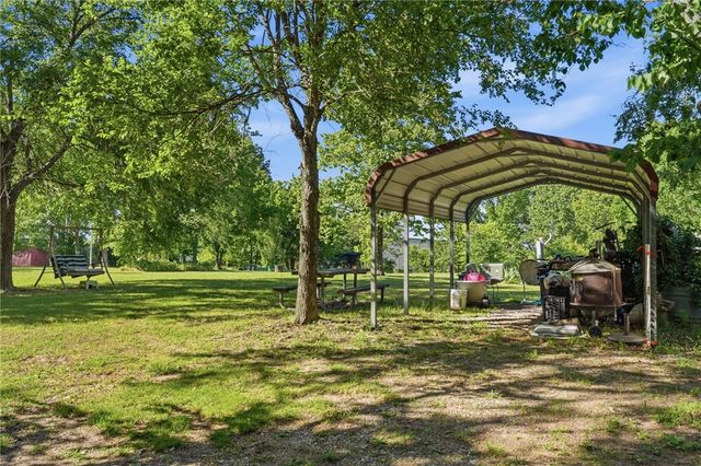 3002 Highway 103 N, Green Forest, AR 72638
