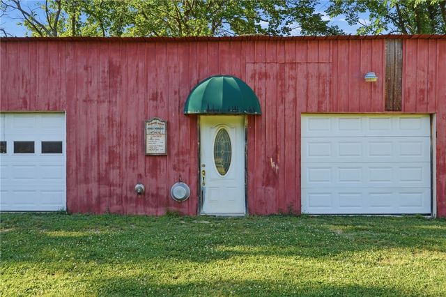 3002 Highway 103 N, Green Forest, AR 72638