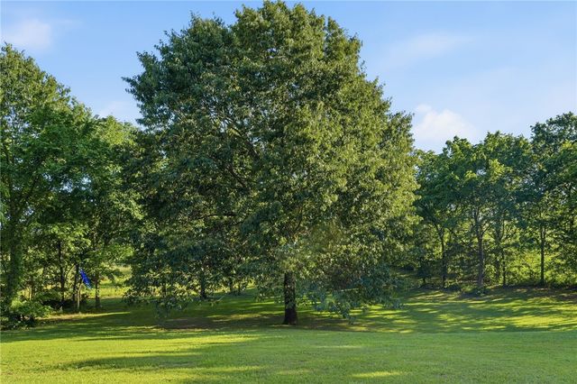 3002 Highway 103 N, Green Forest, AR 72638