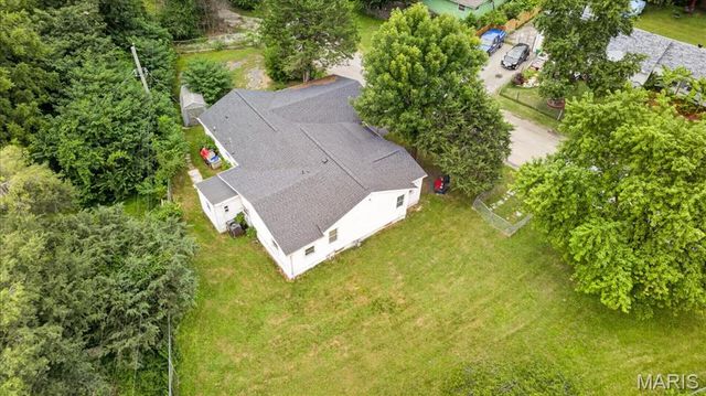 5948 Piat Place, Cahokia, IL 62203