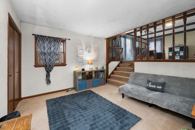 3604 32nd Avenue, Moline, IL 61265