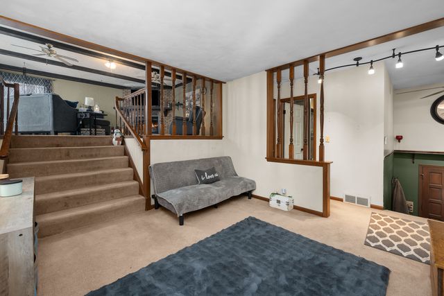 3604 32nd Avenue, Moline, IL 61265