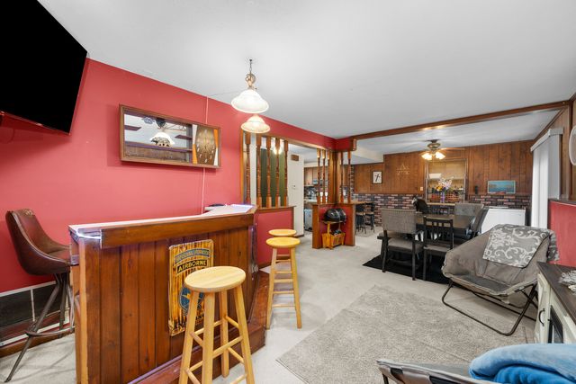 3604 32nd Avenue, Moline, IL 61265