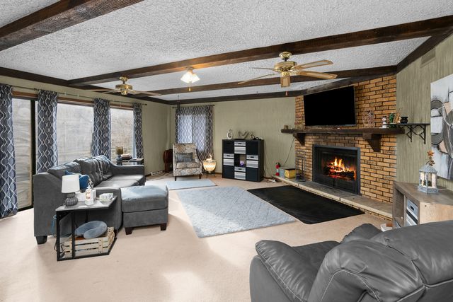 3604 32nd Avenue, Moline, IL 61265