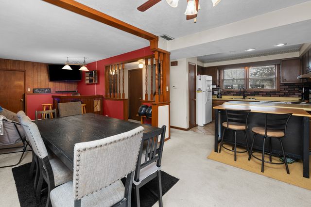 3604 32nd Avenue, Moline, IL 61265