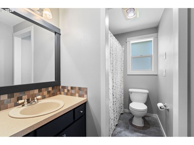 3707 Ne 125TH Ct, Vancouver, WA 98682