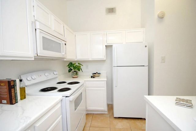 11005 Tobasa Court, Houston, TX 77086
