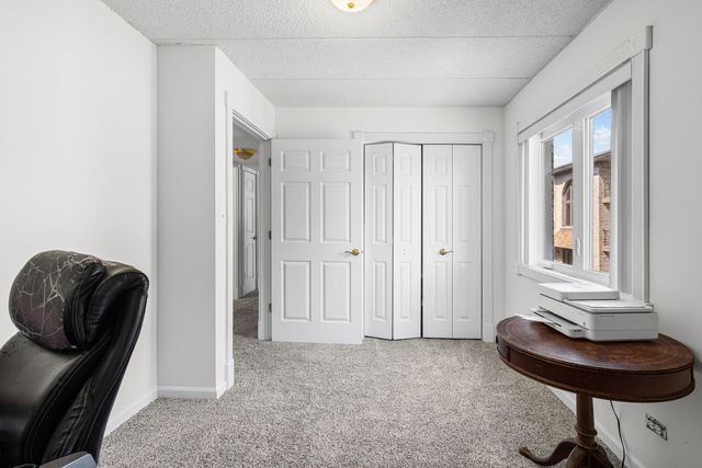 6248 S Gullikson Road 2E, Chicago, IL 60638