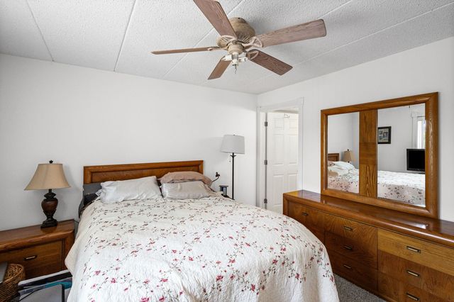 6248 S Gullikson Road 2E, Chicago, IL 60638